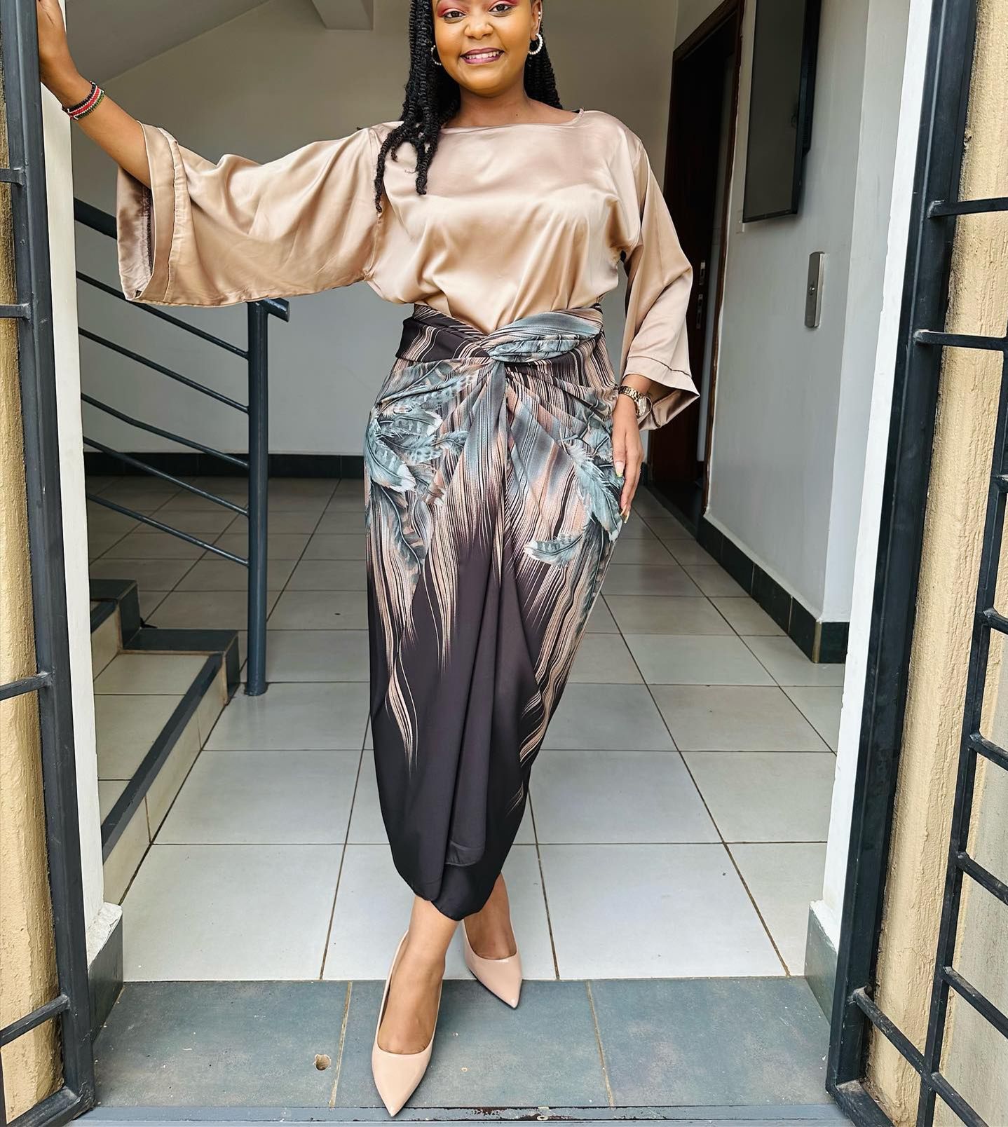 Fashionable strap-printed dress