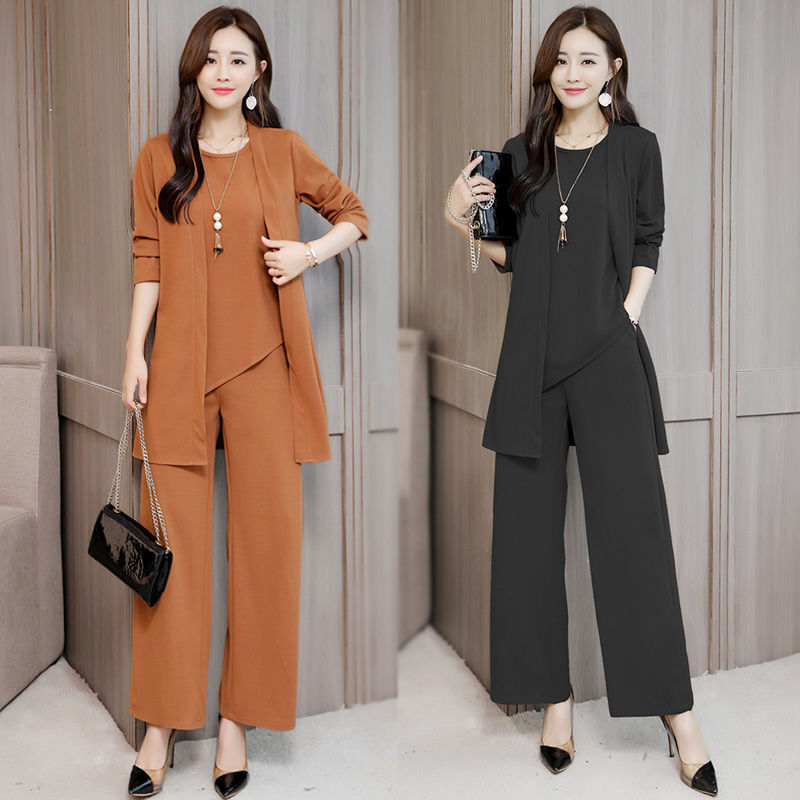 women suit set