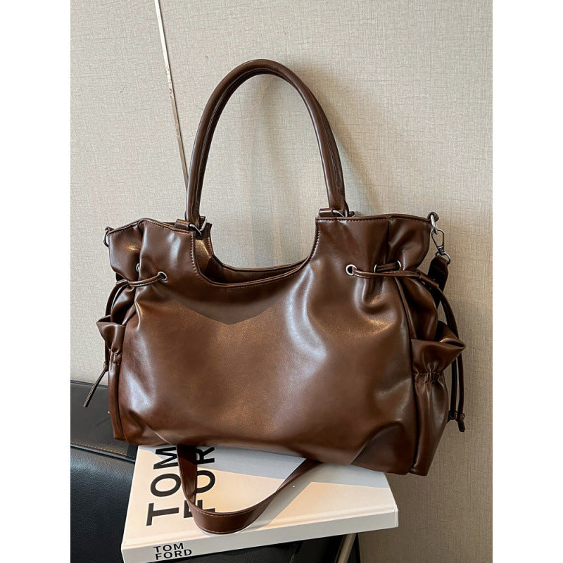 Large-capacity vintage bag