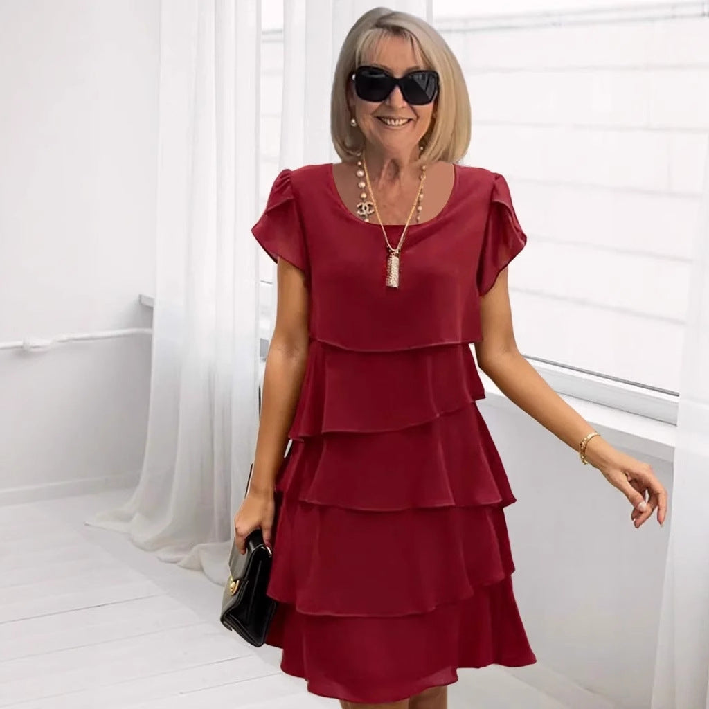 Short-sleeved cake dress