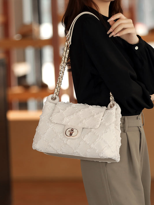 Fashion one-shoulder underarm bag