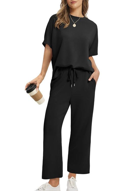 Women's short-sleeved three-quarter-length pants set