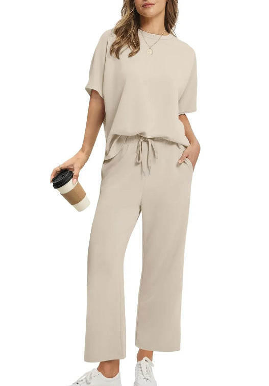 Women's short-sleeved three-quarter-length pants set