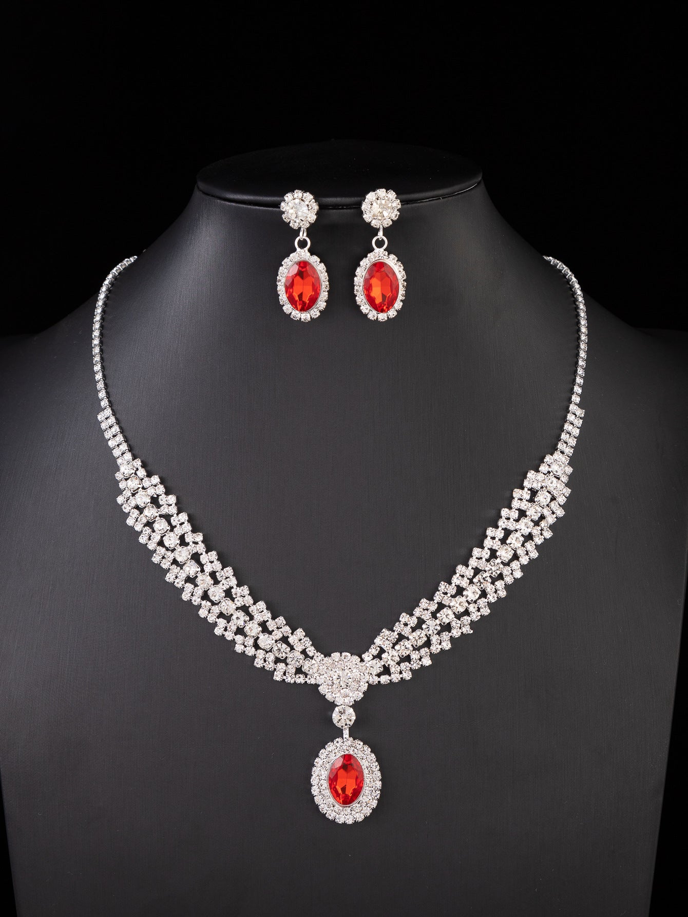 Luxurious Sapphire Necklace Earrings