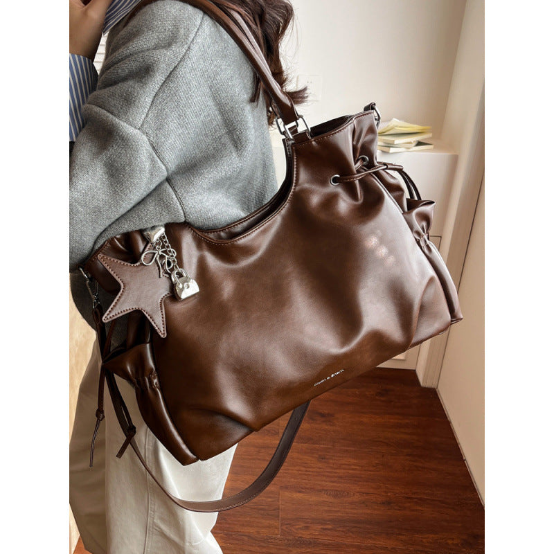 Large-capacity vintage bag