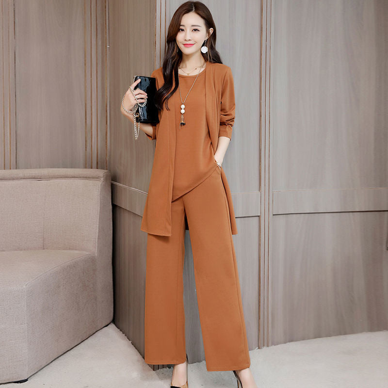 women suit set